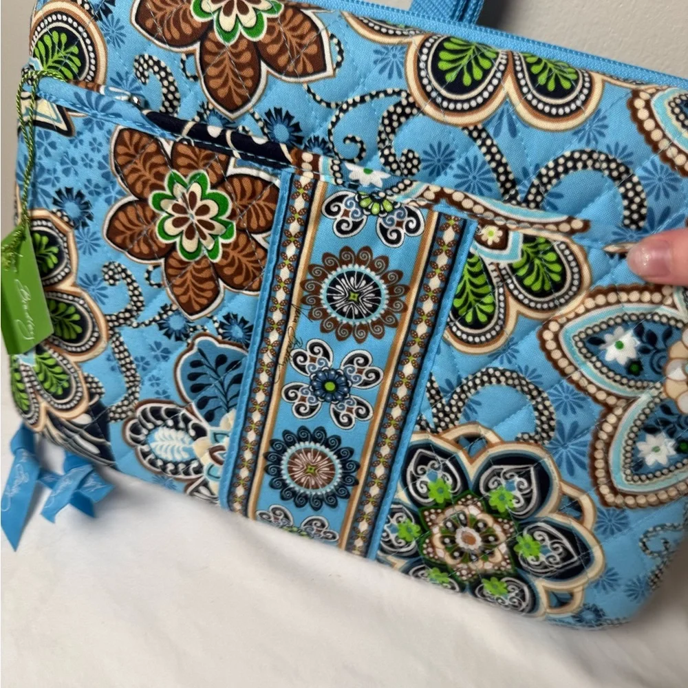 NWT Vera Bradley Bali Blue Mini Laptop Case Padded 12” X 8.5” Rare